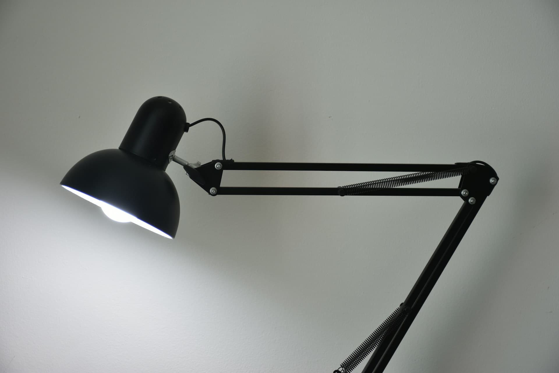 Lift Adjustable Monitor Arm